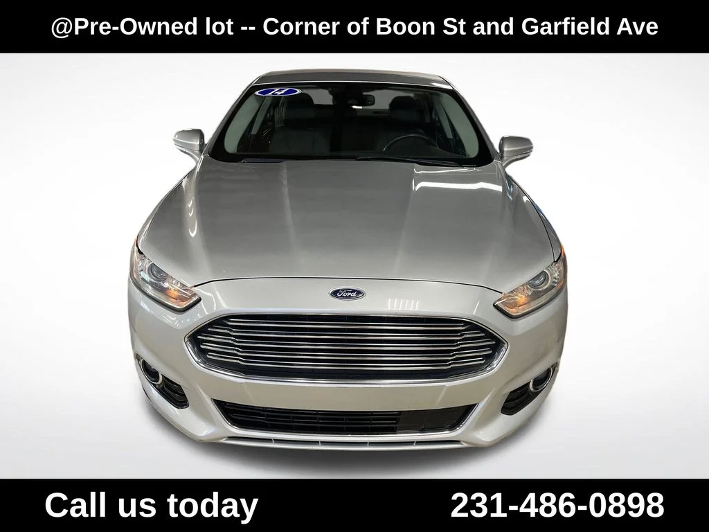 Used 2014 Silver Ford Titanium image 10