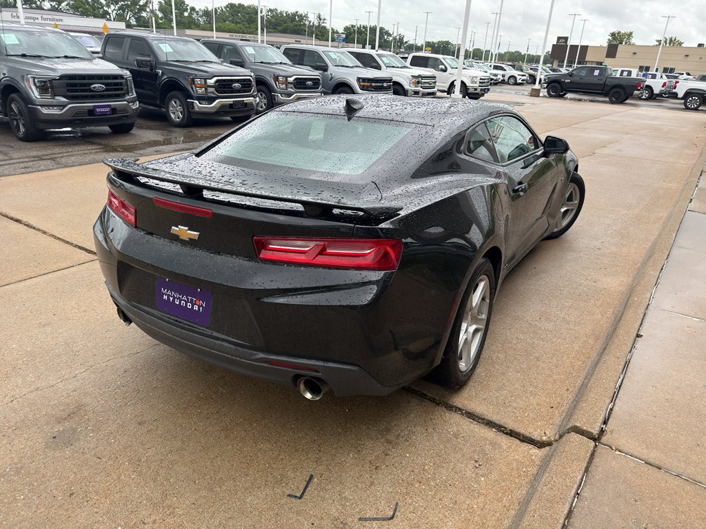 Used 2017 Black Chevrolet 1LT image 5