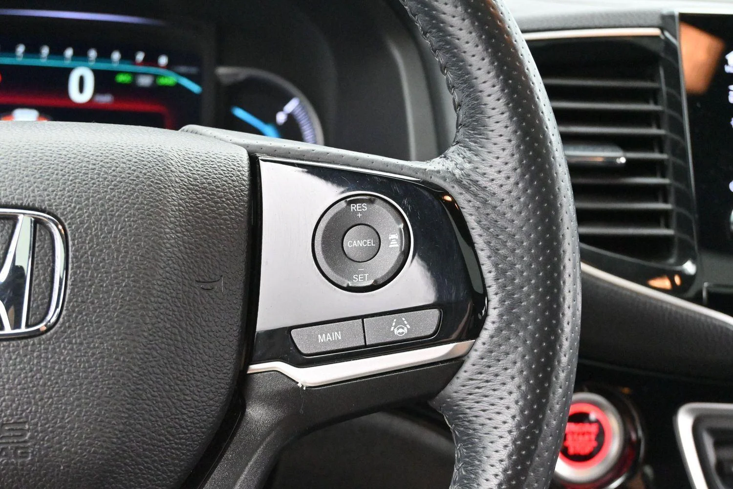 Used 2020 Black Copper Pearl Honda Touring image 16