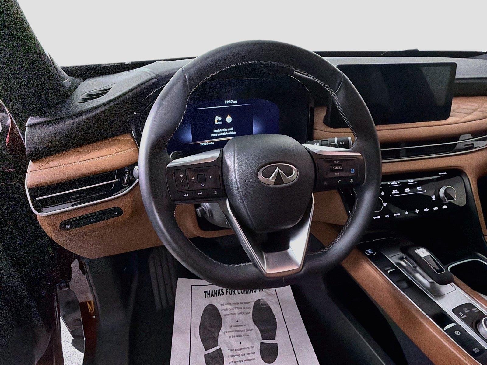 Used 2025 Deep Bordeaux/Black Obsidian INFINITI AUTOGRAPH image 11