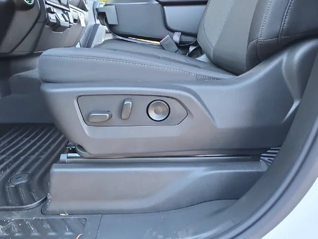 2026 Chevrolet Silverado 2500 HD Custom - Photo 29