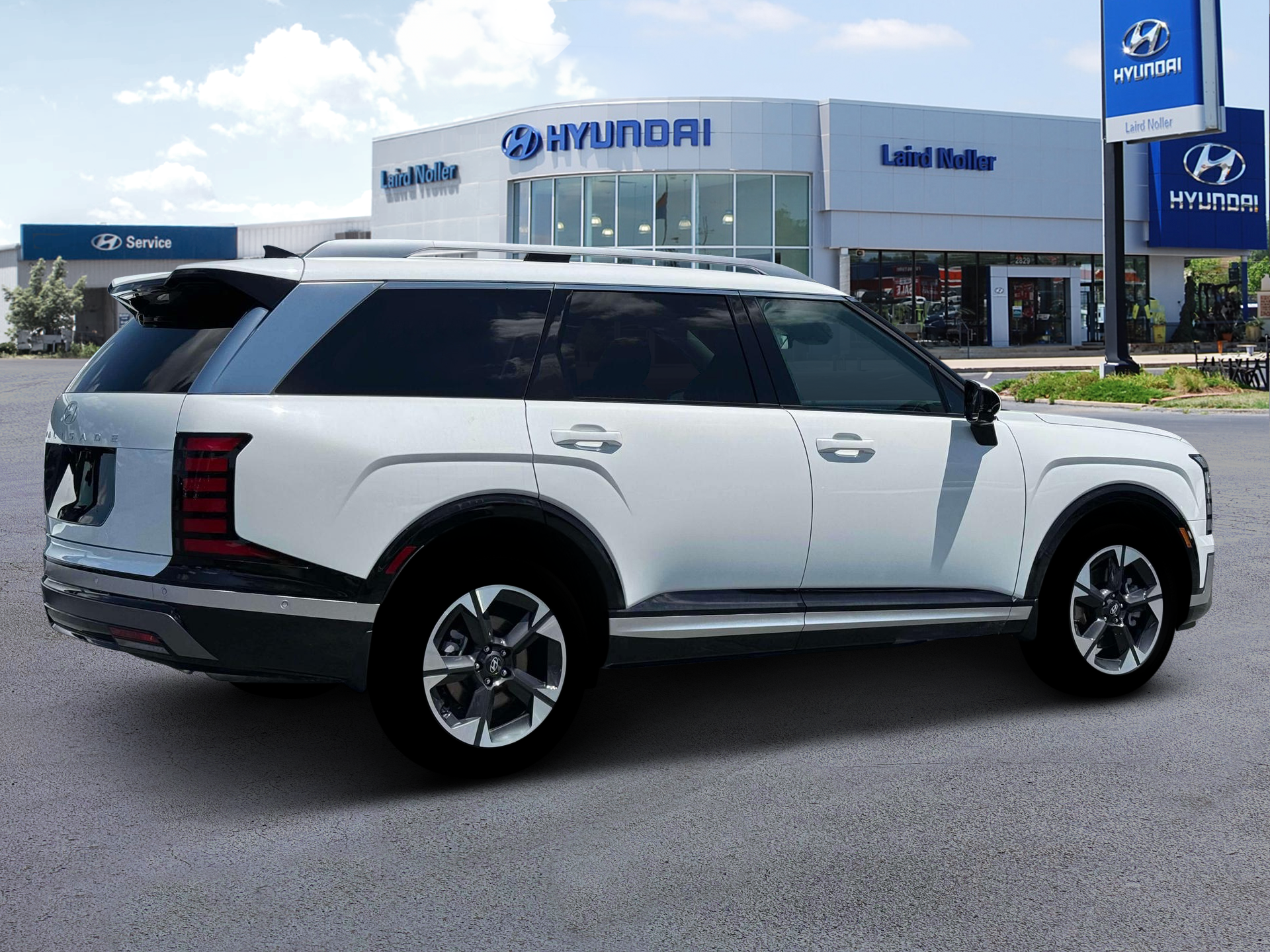 View vehicle photo 7