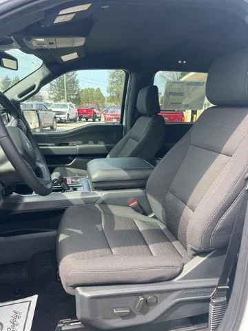 New 2026 Oxford White Ford XLT image 102