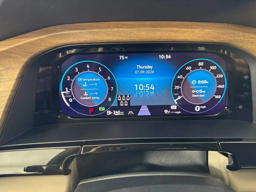 New 2026 White Pearl Volkswagen 2.0T SE image 18