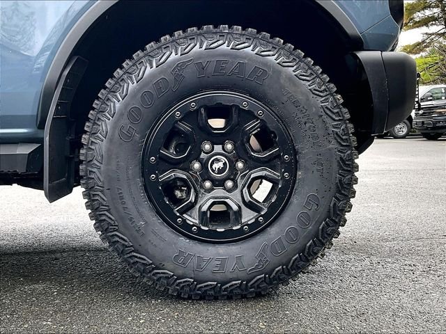 Used 2023 Gray Ford Wildtrak image 9