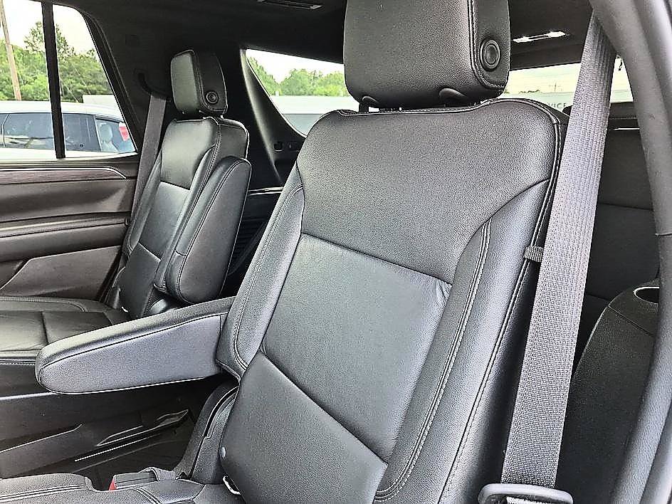 Used 2021 Summit White Chevrolet LT image 29