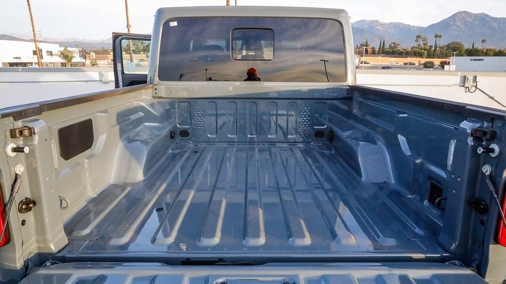 New 2026 Anvil Clearcoat Jeep Sport S image 27