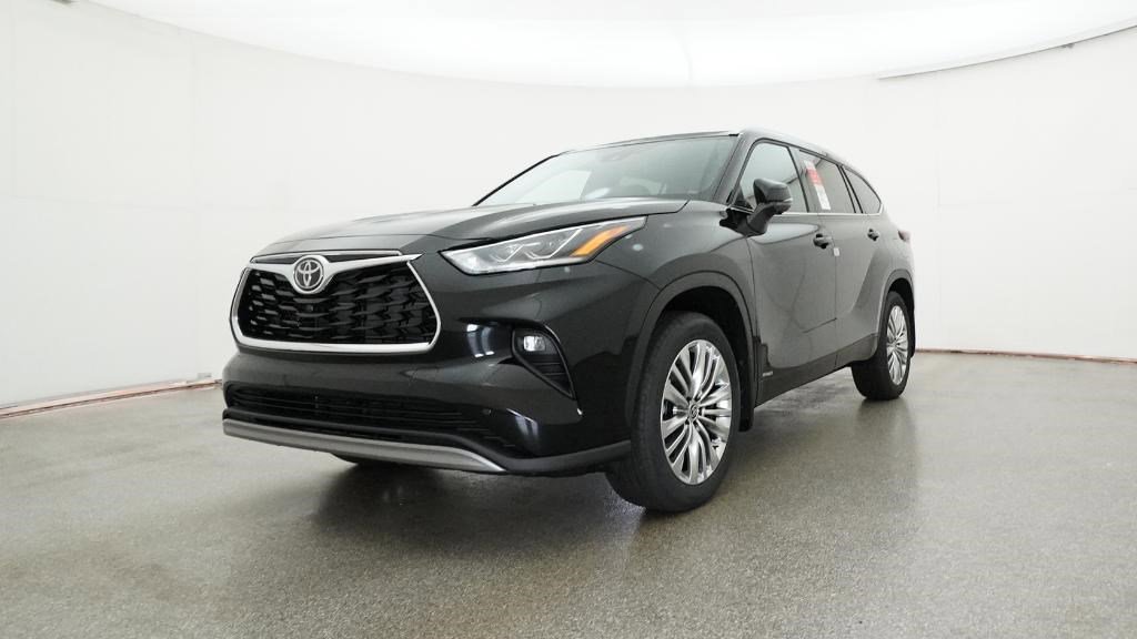 New 2026 Midnight Black Metallic Toyota  Platinum image 11
