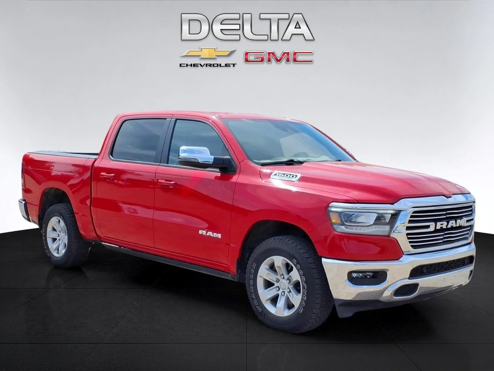 Used 2024  Ram Laramie image 7