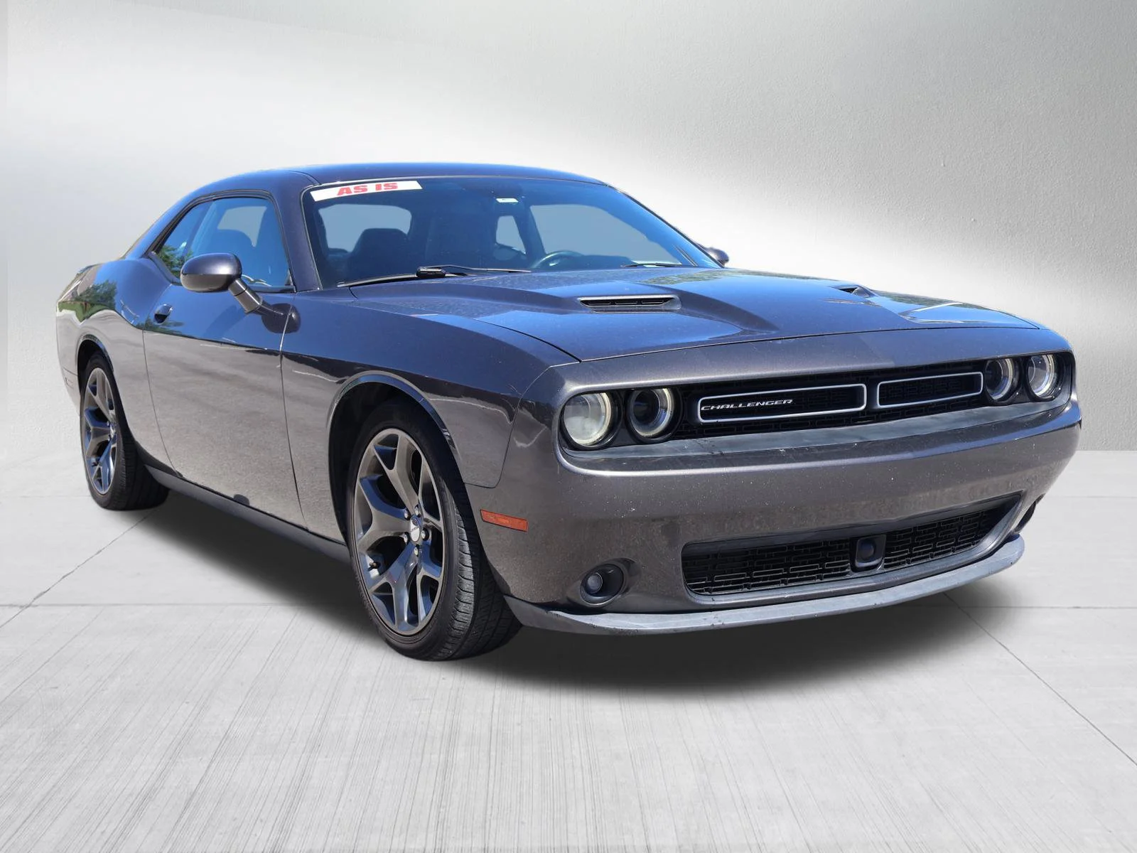 Used 2015 Granite Crystal Metallic Clearcoat Dodge SXT Plus image 1