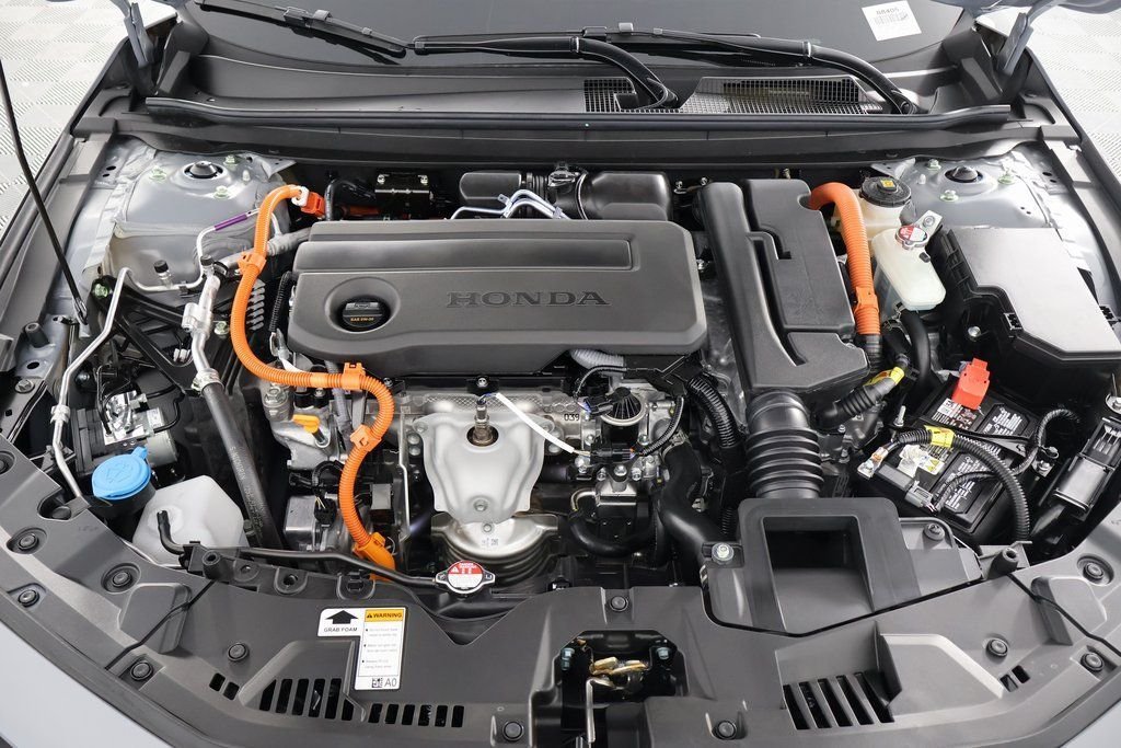New 2026 Urban Gray Pearl Honda Sport-L image 9