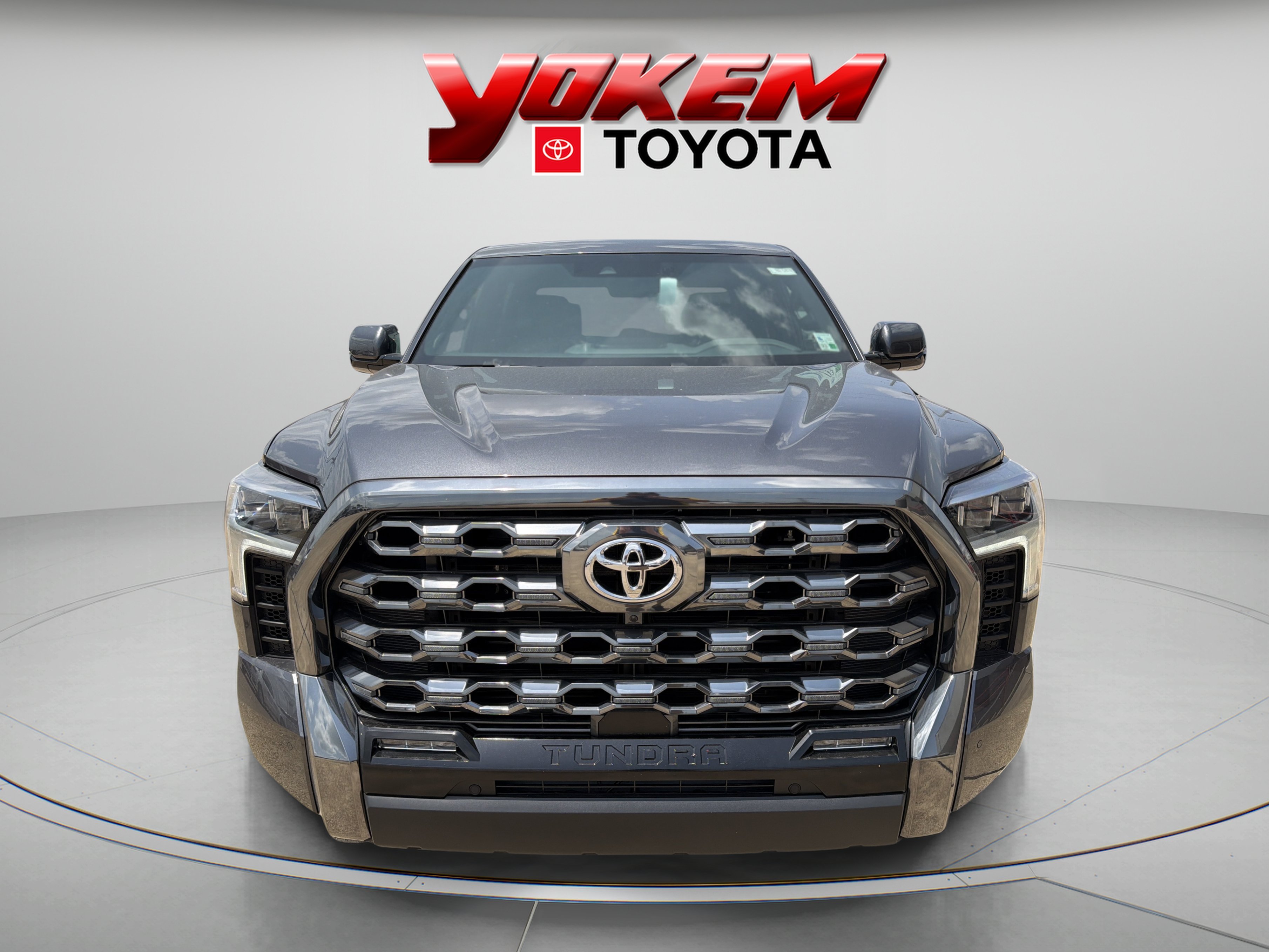 2026 Toyota Tundra Platinum - Photo 9