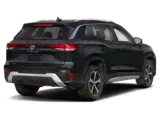 New 2026 Deep Black Pearl Volkswagen SE image 2