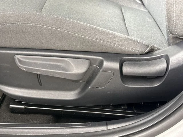 Certified Used 2025 Gray Kia LXS image 13
