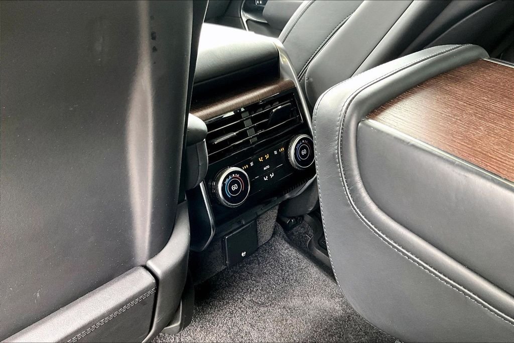 Used 2023 Black Land Rover Autobiography image 24