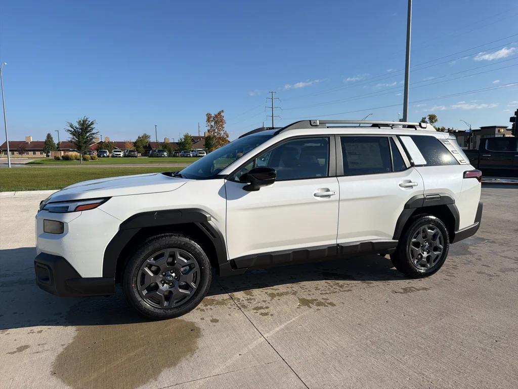 New 2026 CRYSTAL WHITE PEARL Subaru Premium image 2