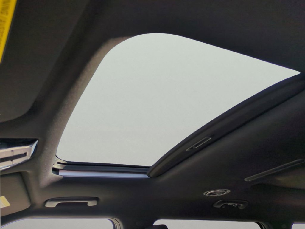 New 2026 Ivory Silver Kia Land AWD image 22