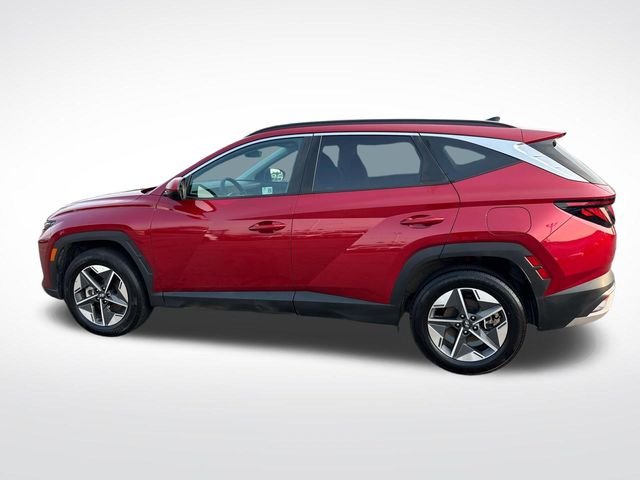 Certified Used 2025 Red Hyundai SEL image 2