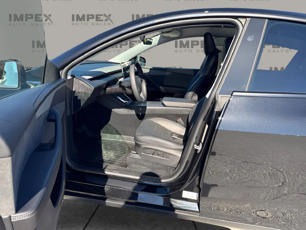 Used 2026 Black Tesla Premium image 31