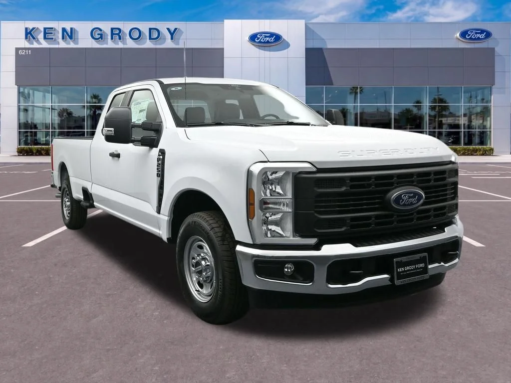 New 2026 Oxford White Ford XL image 1