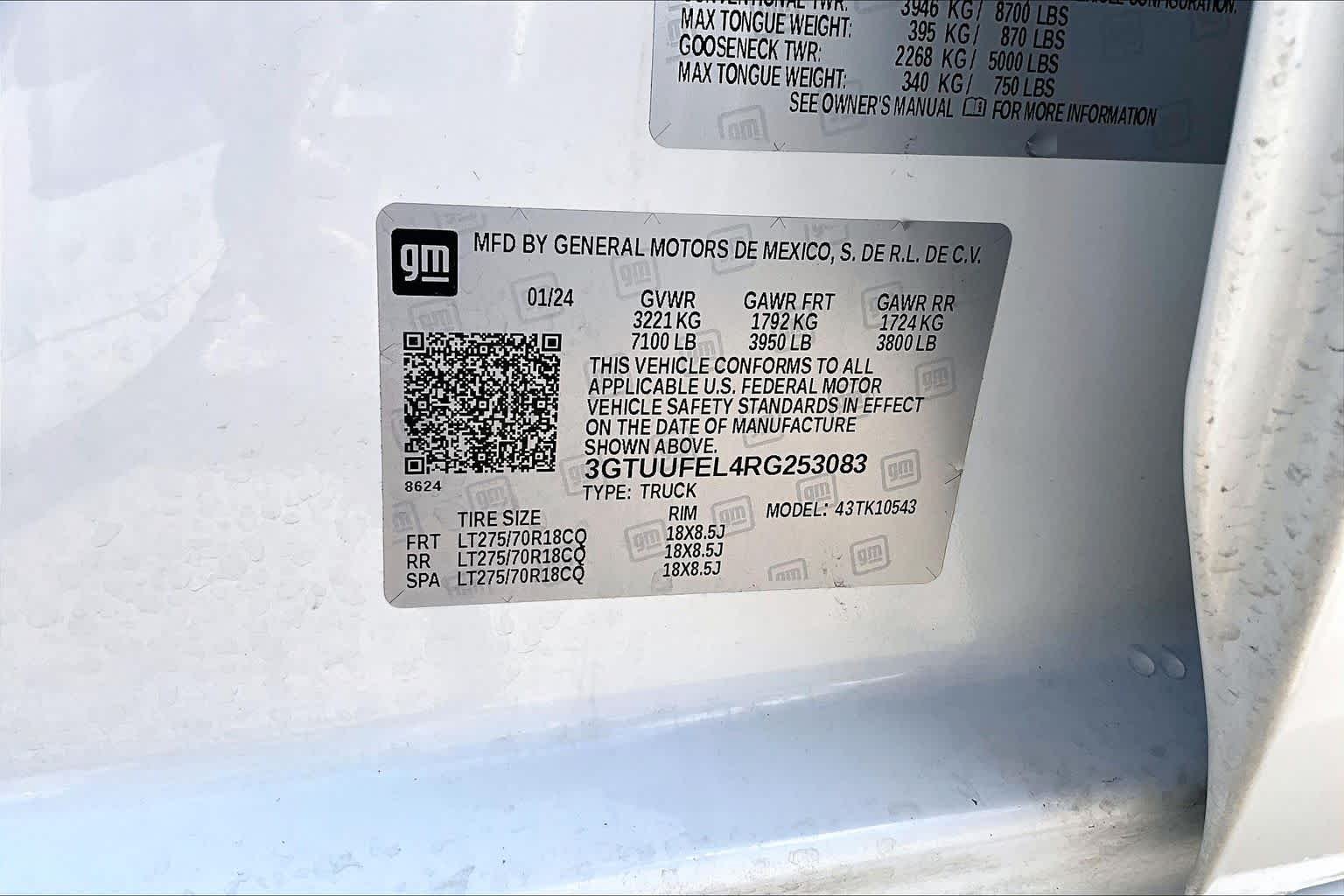 Used 2024 Summit White GMC AT4X image 72