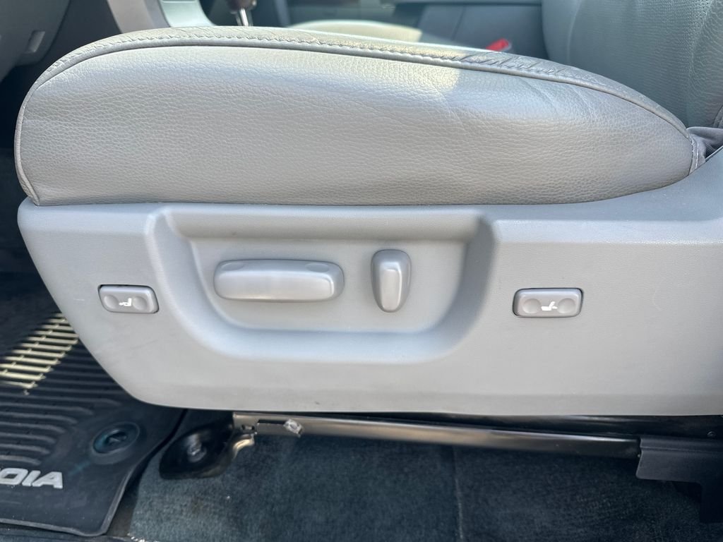 Certified Used 2017 Black Toyota Platinum image 23