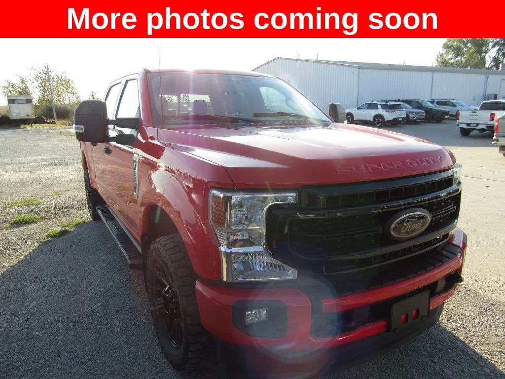 Used 2022  Ford XL image 7