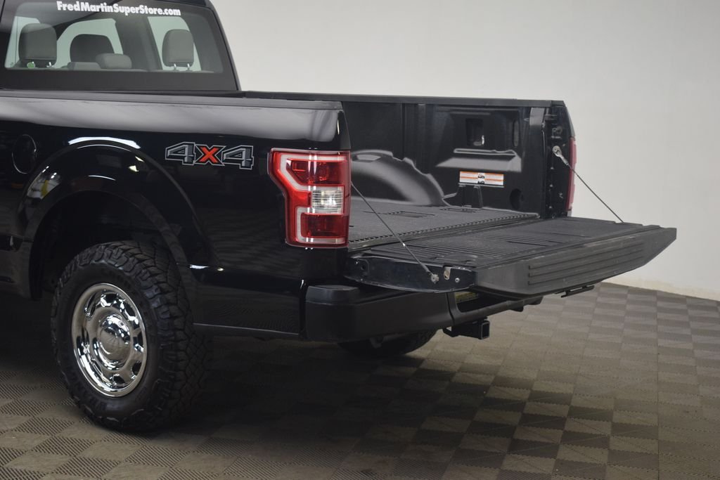Used 2020 Black Metallic Ford XL image 29