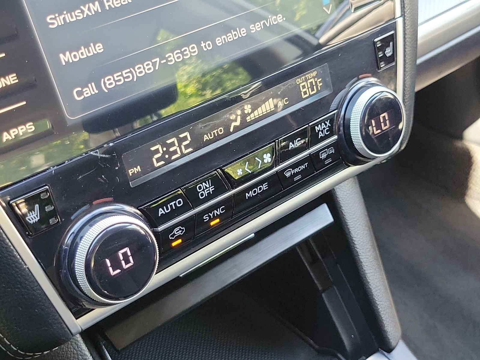 Used 2018 White Subaru 2.5i image 20