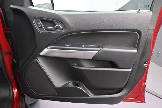 Used 2021 Red Chevrolet ZR2 image 21