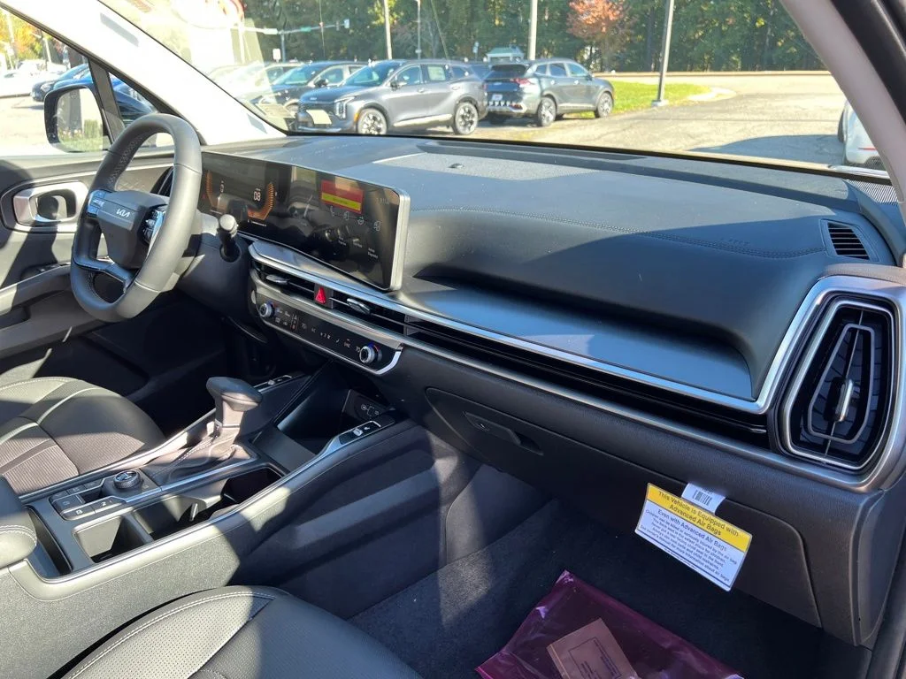 New 2026 Black Kia S image 33