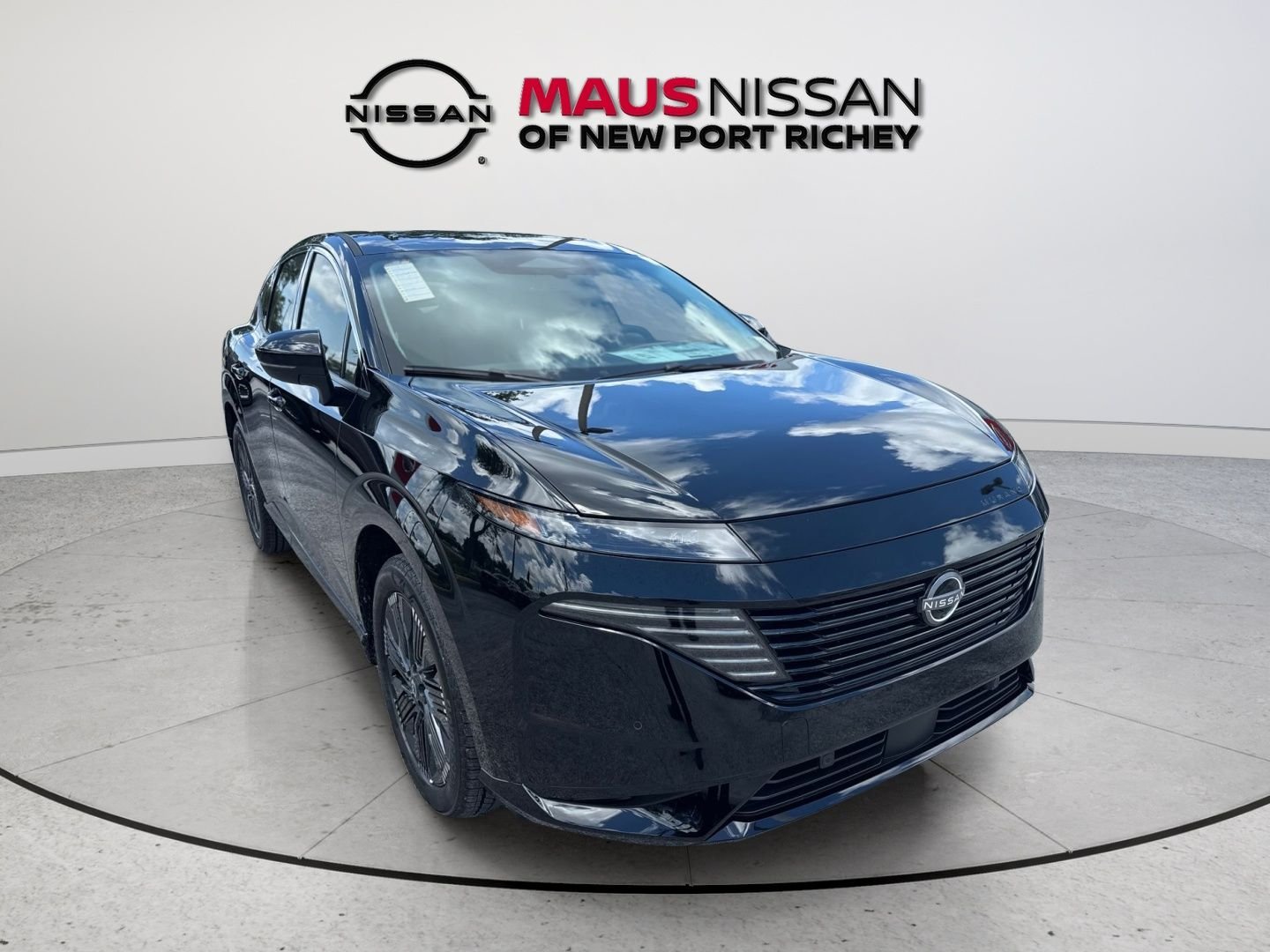 New 2026 Black Nissan Platinum image 3