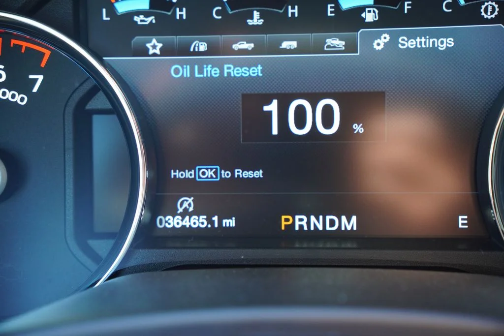Used 2019 Black Metallic Ford Lariat image 7