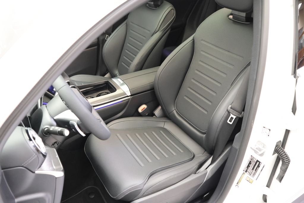 New 2026 Polar White Mercedes-Benz GLC 300 Coupe image 37