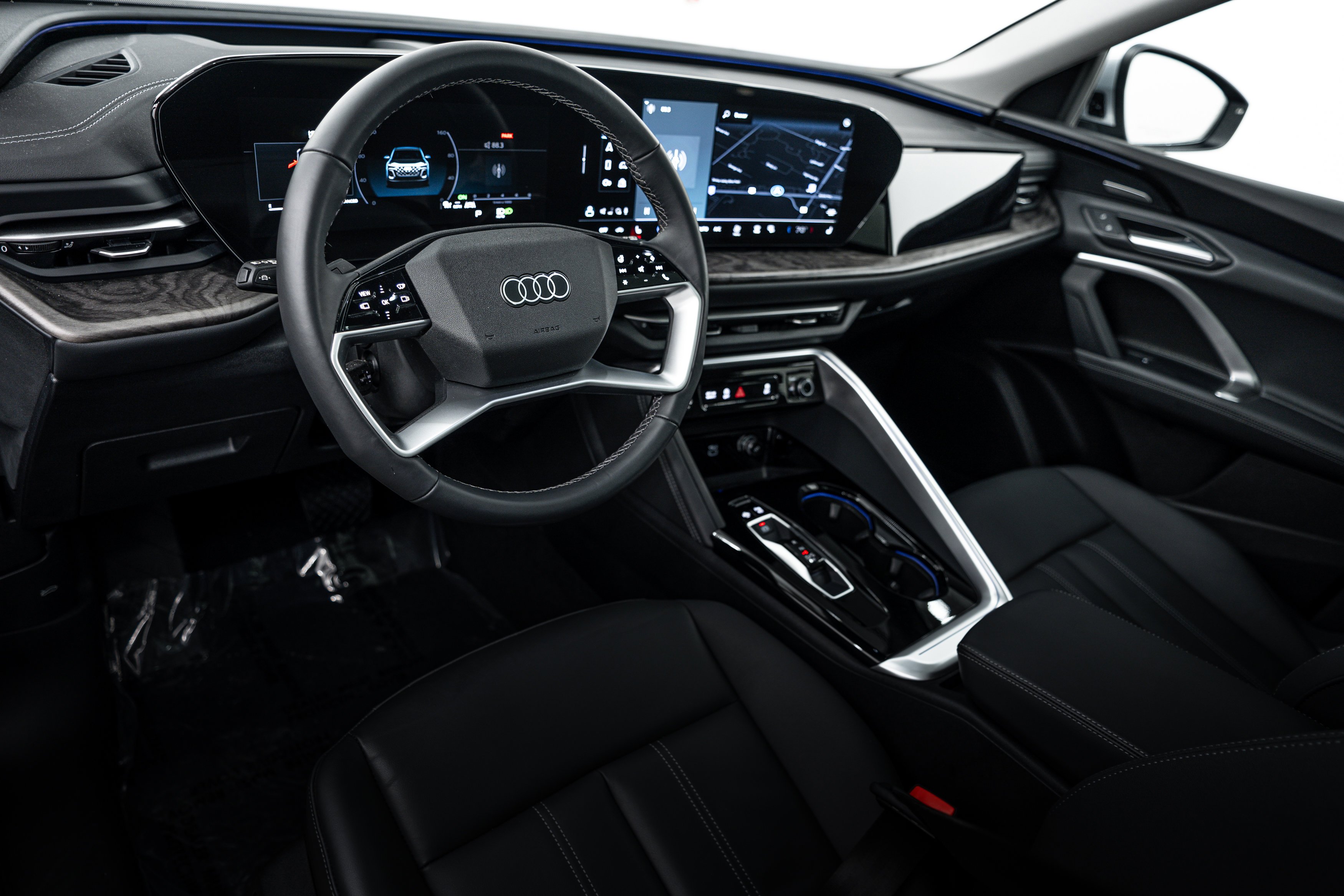 Used 2025 Florett Silver Metallic Audi Premium Plus image 8