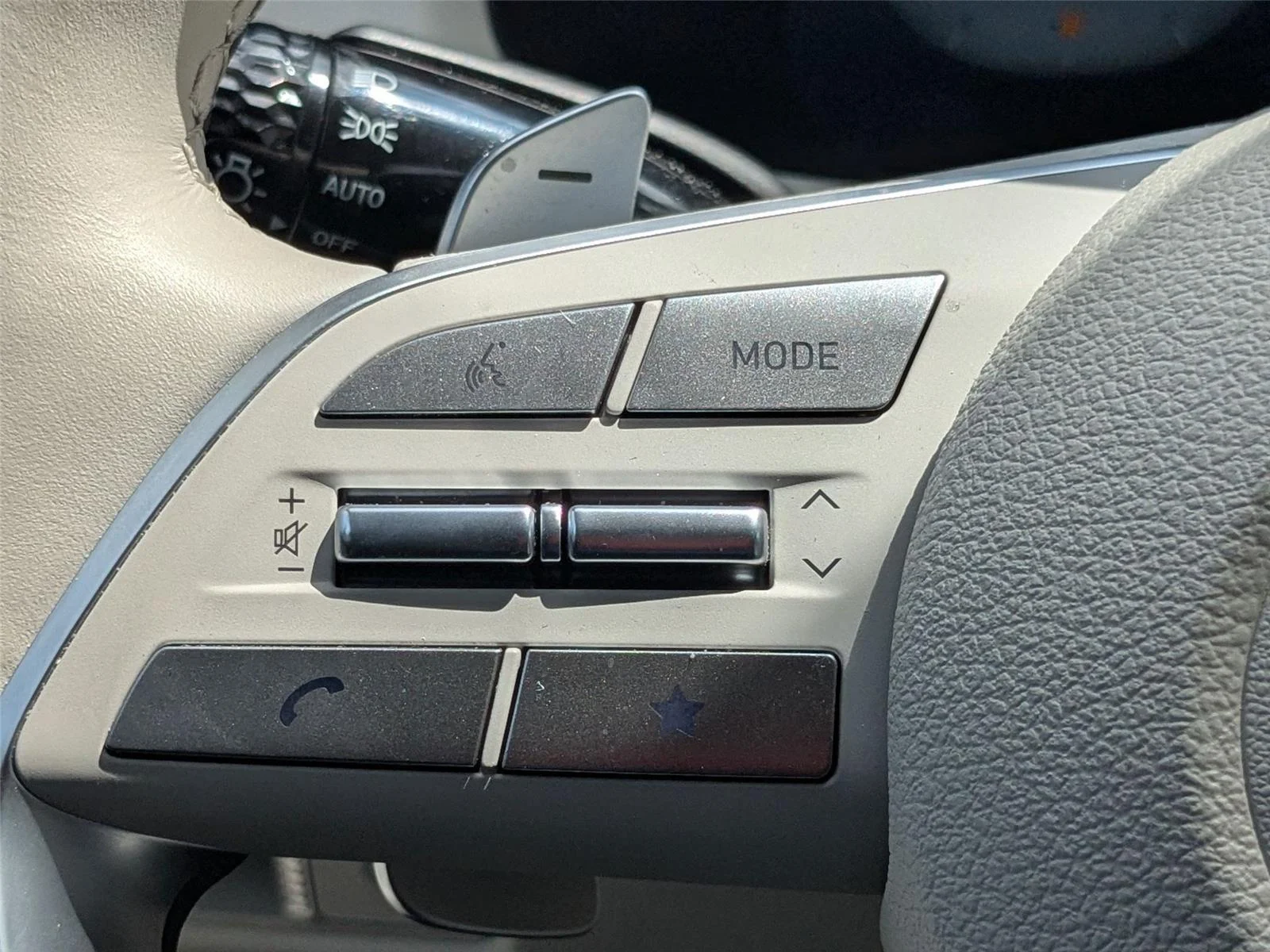 Used 2025 Abyss Black Pearl Hyundai Calligraphy image 16