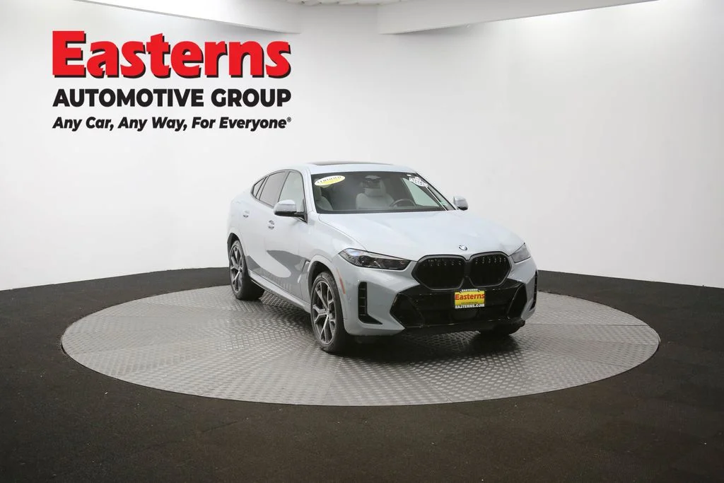 Used 2024 Gray BMW xDrive40i image 53