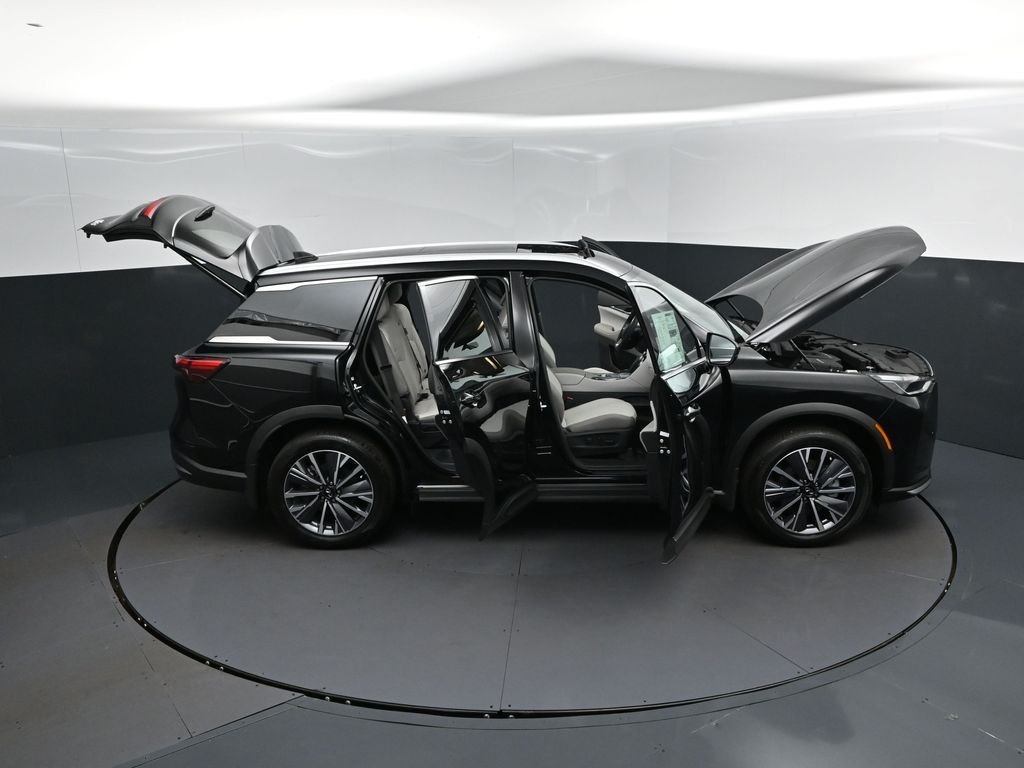 New 2027 MINERAL BLACK INFINITI Luxe FWD image 51