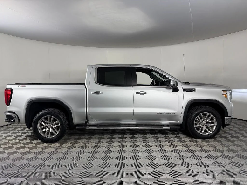 Certified Used 2022 Silver GMC SLT image 4