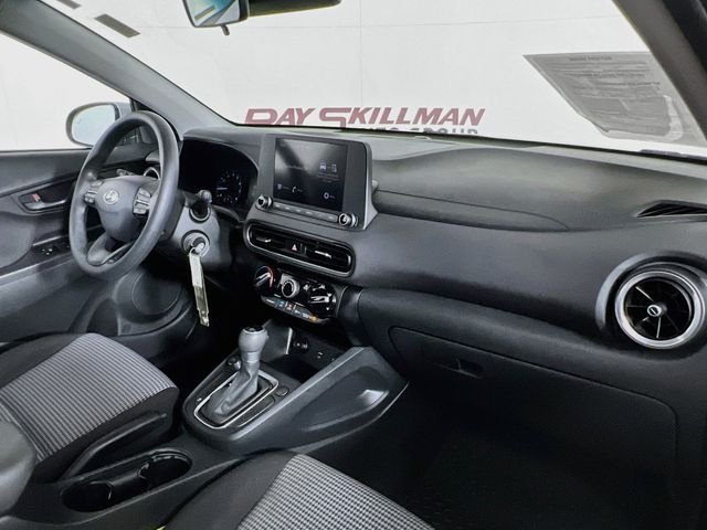 2023 Hyundai Kona SE - Photo 35
