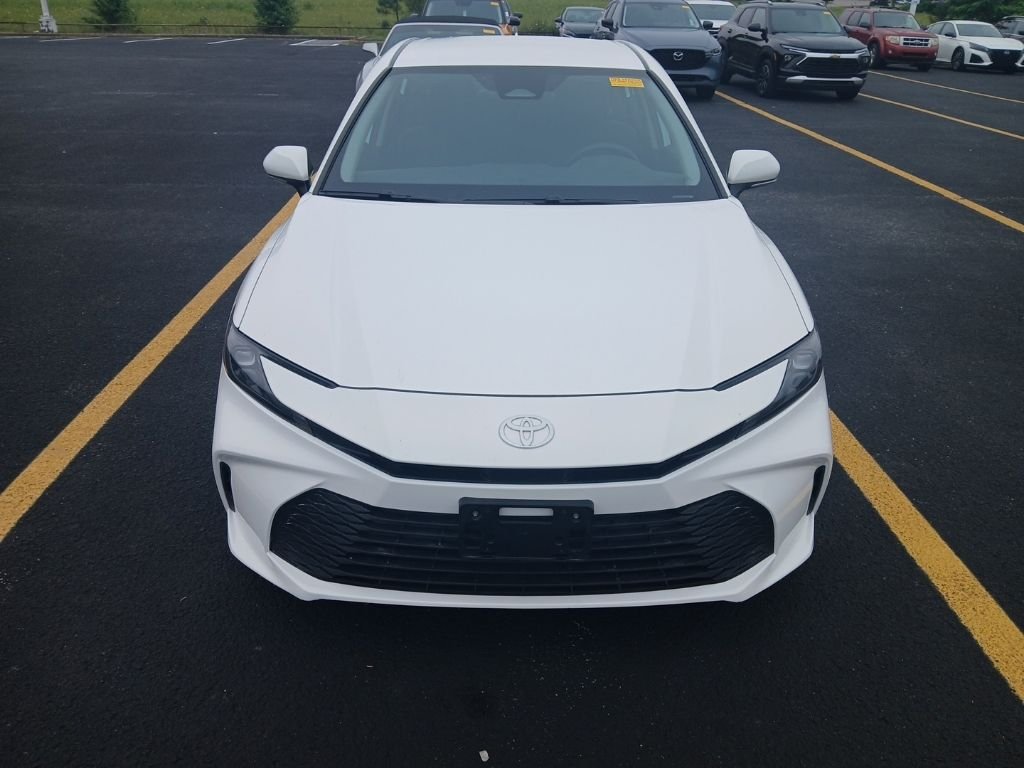 2025 Toyota Camry's photo