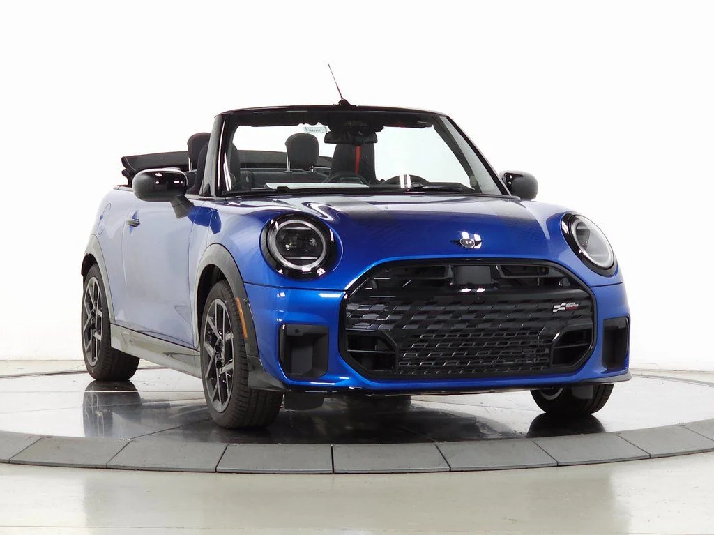 2026 MINI Convertible Cooper S's photo