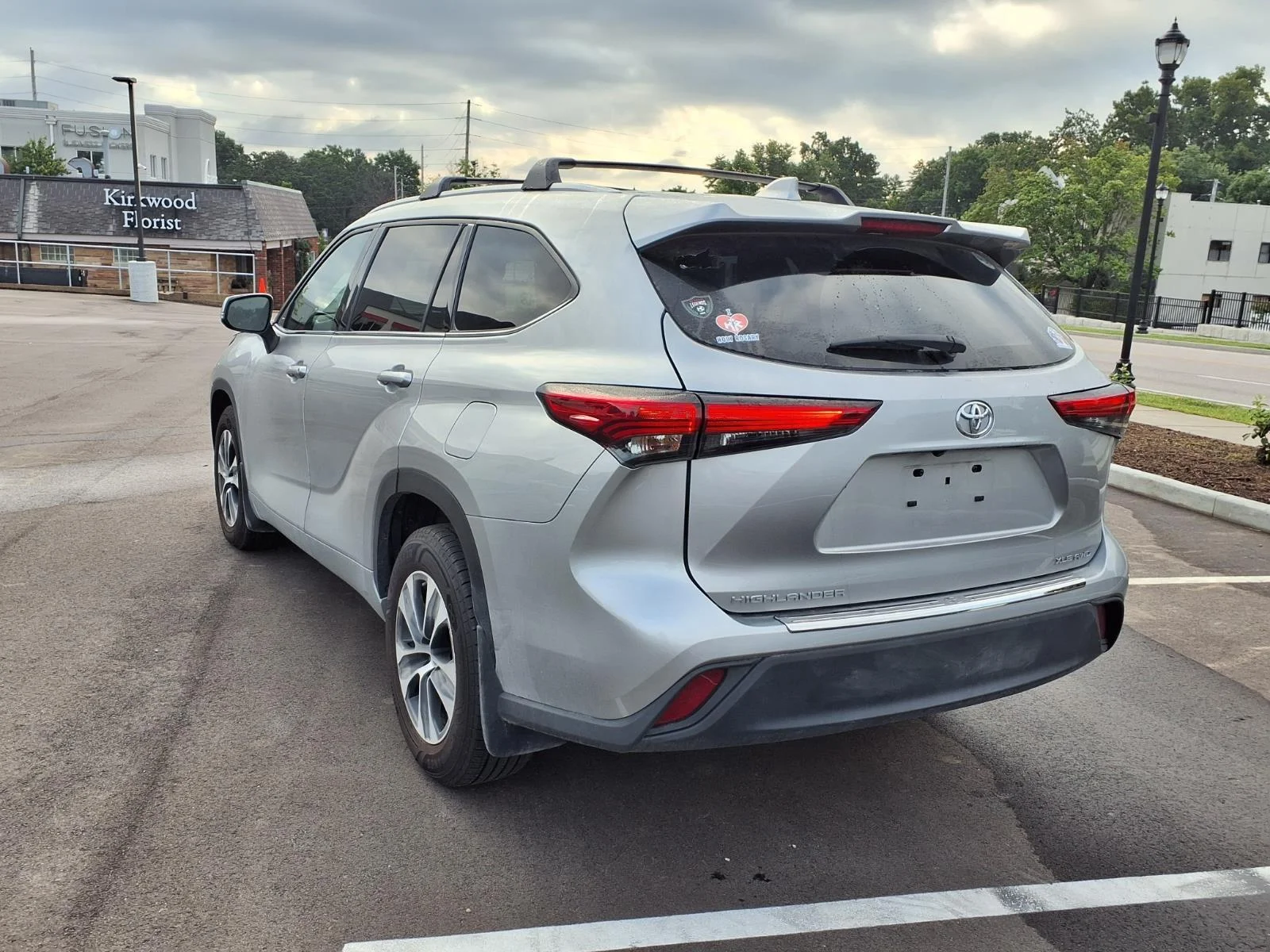 Used 2022 Celestial Silver Metallic Toyota XLE image 31
