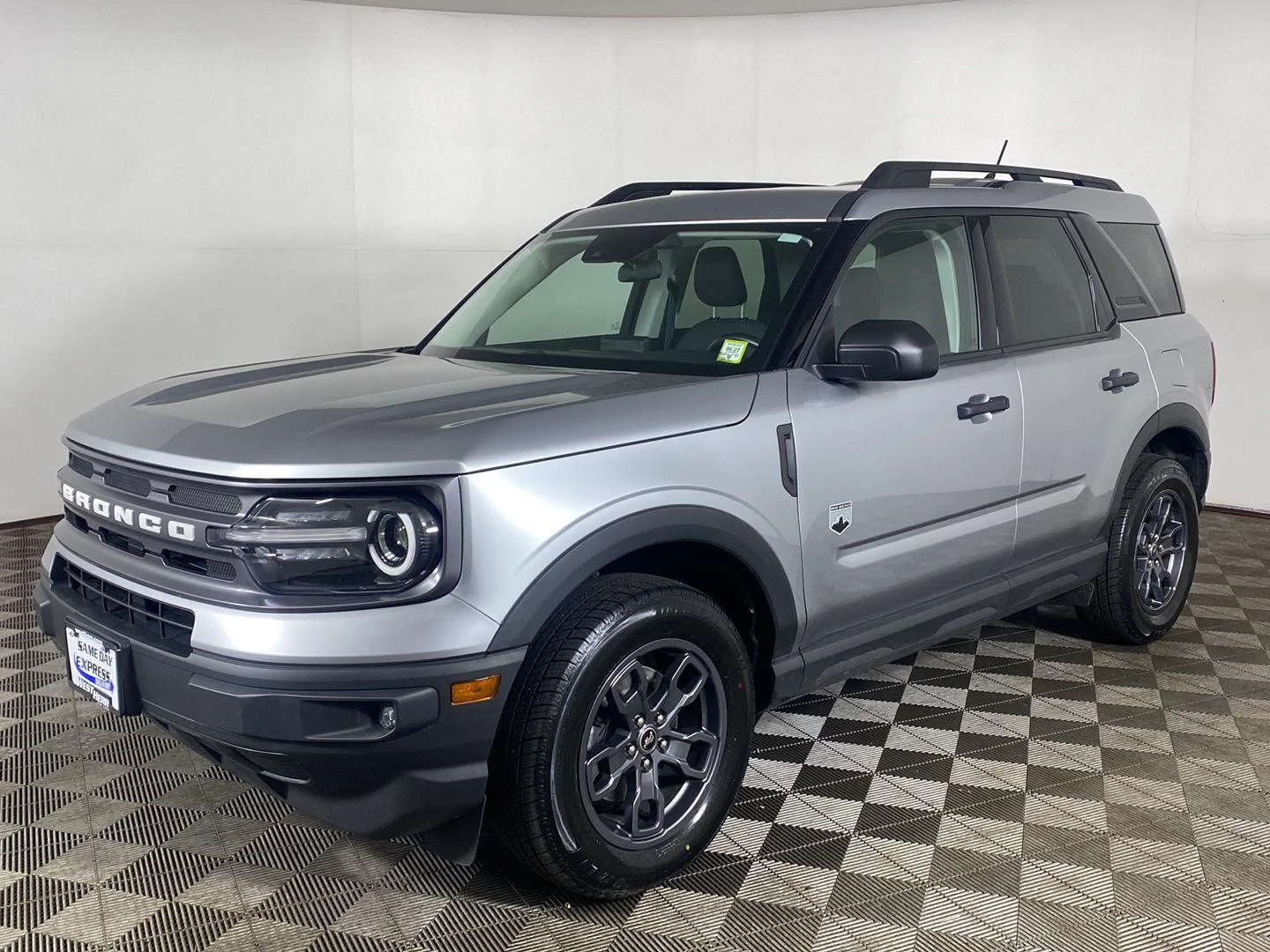 Used 2022 Iconic Silver Ford Big Bend image 27