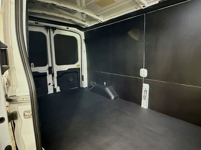 New 2026 Oxford White Ford Cargo Van image 23