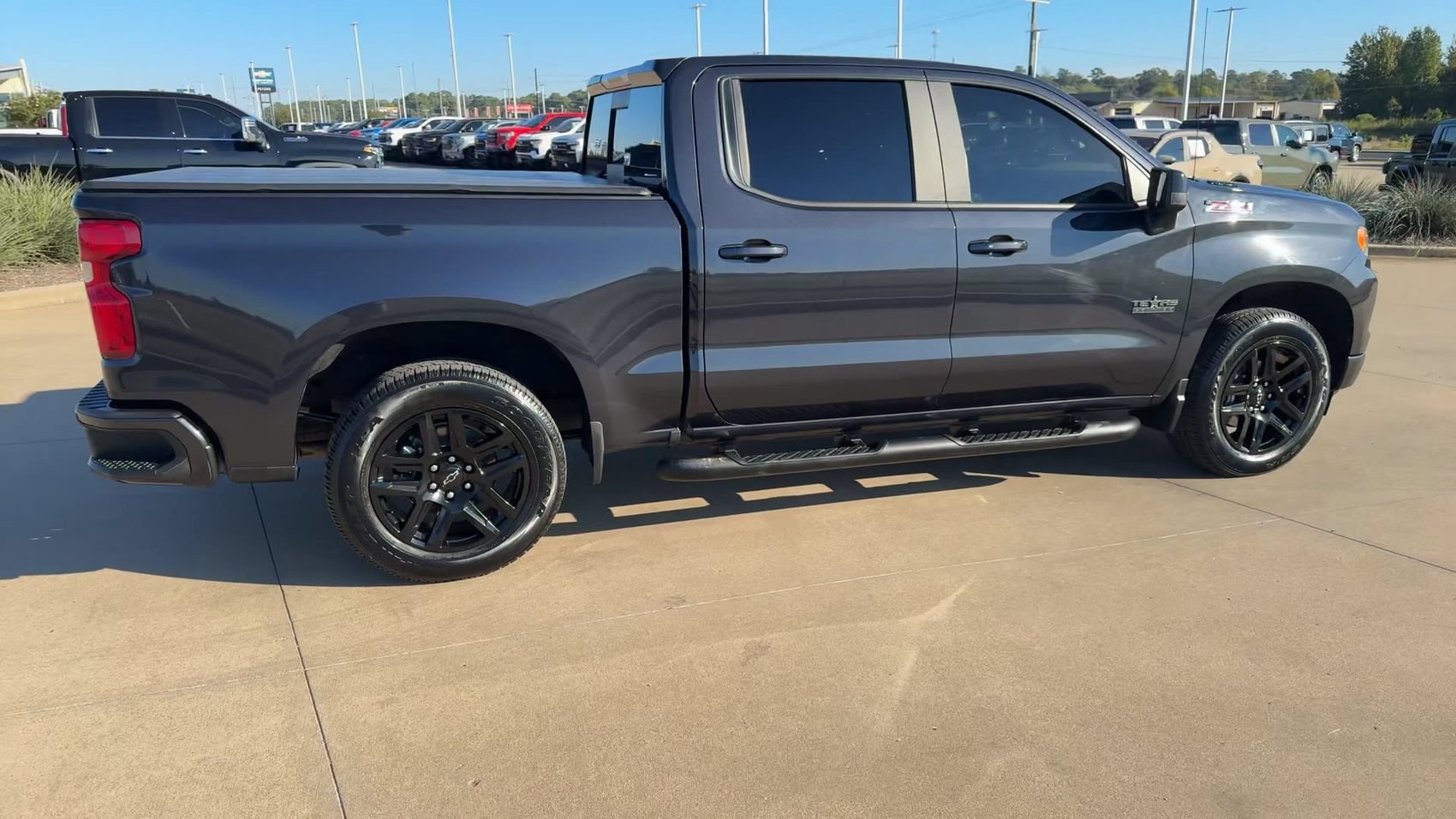 Used 2022 Dark Ash Metallic Chevrolet RST image 9