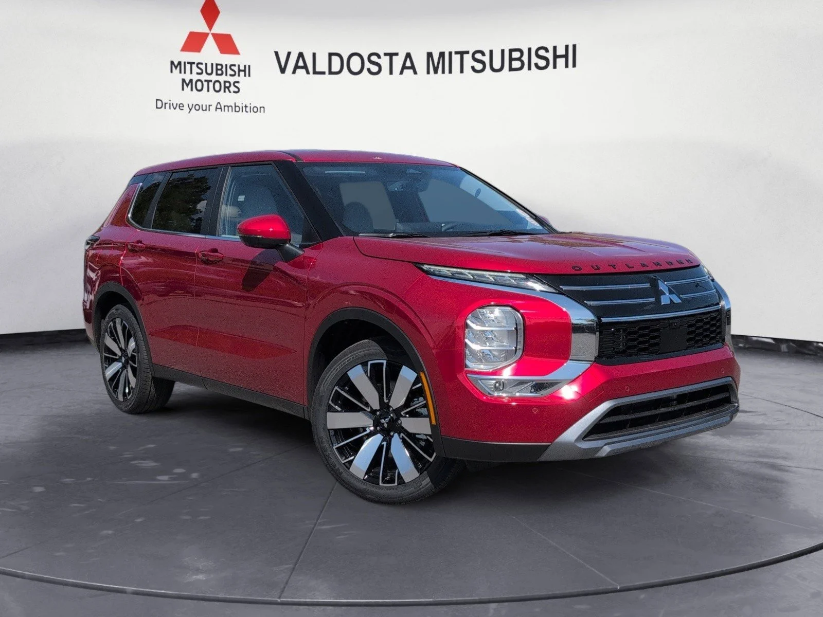 2026 Mitsubishi Outlander SE FWD's photo