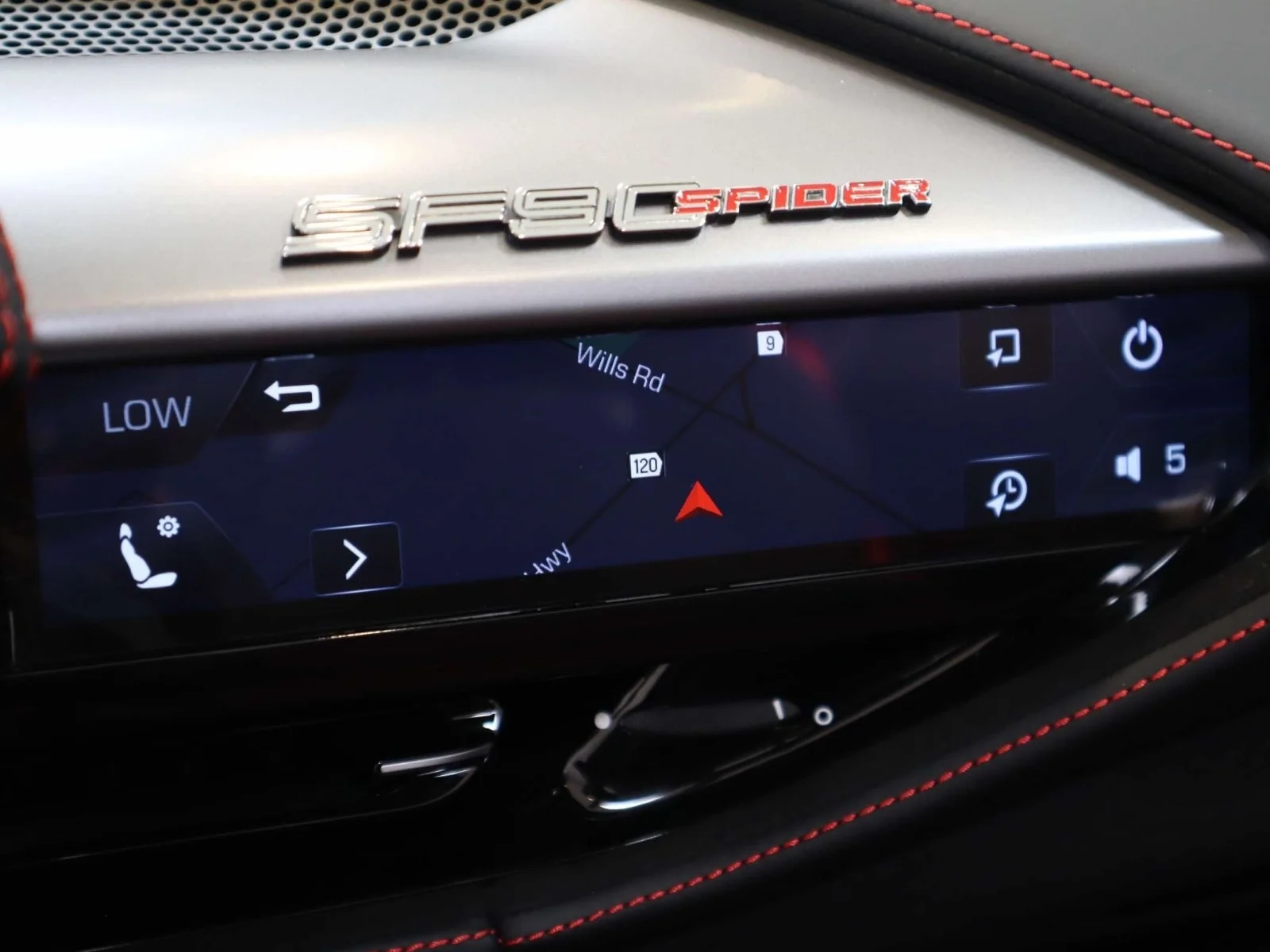 Used 2025 Grigio Silverstone Metallic Ferrari Convertible image 32