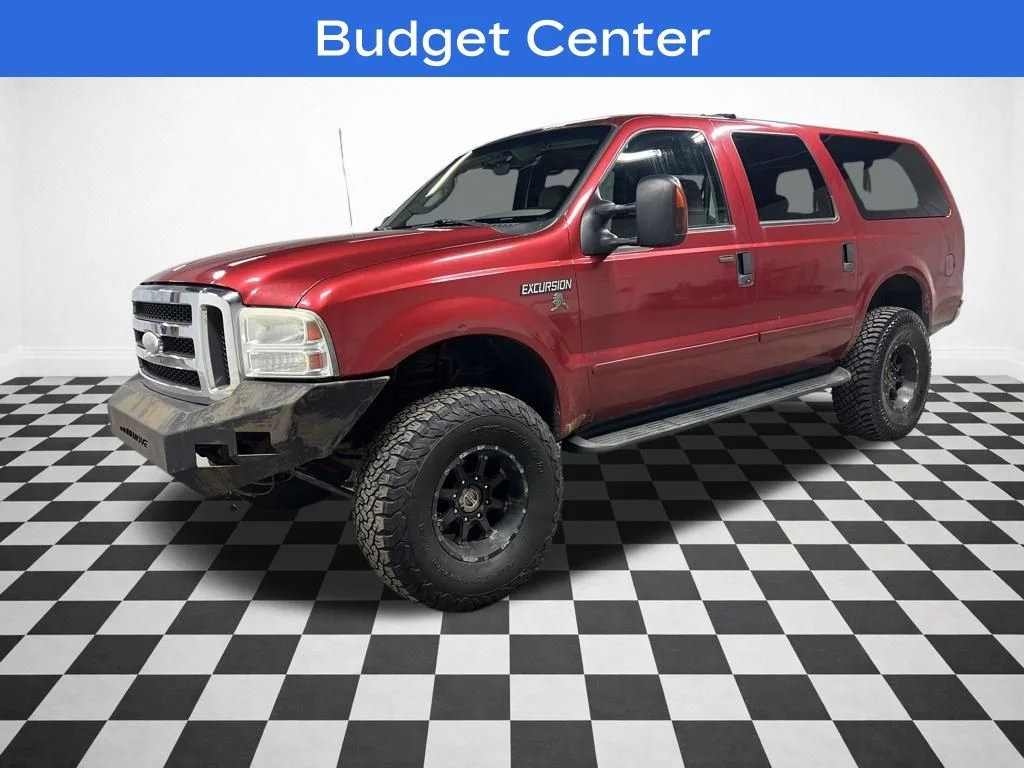 Used 2005 Red Ford XLS image 4