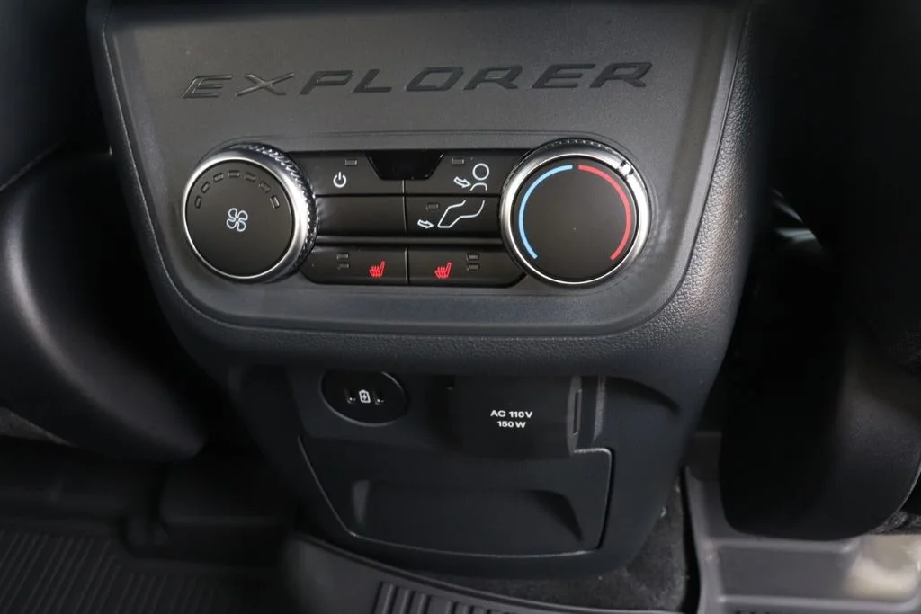 New 2026 Vapor Blue Metallic Ford Tremor® image 21